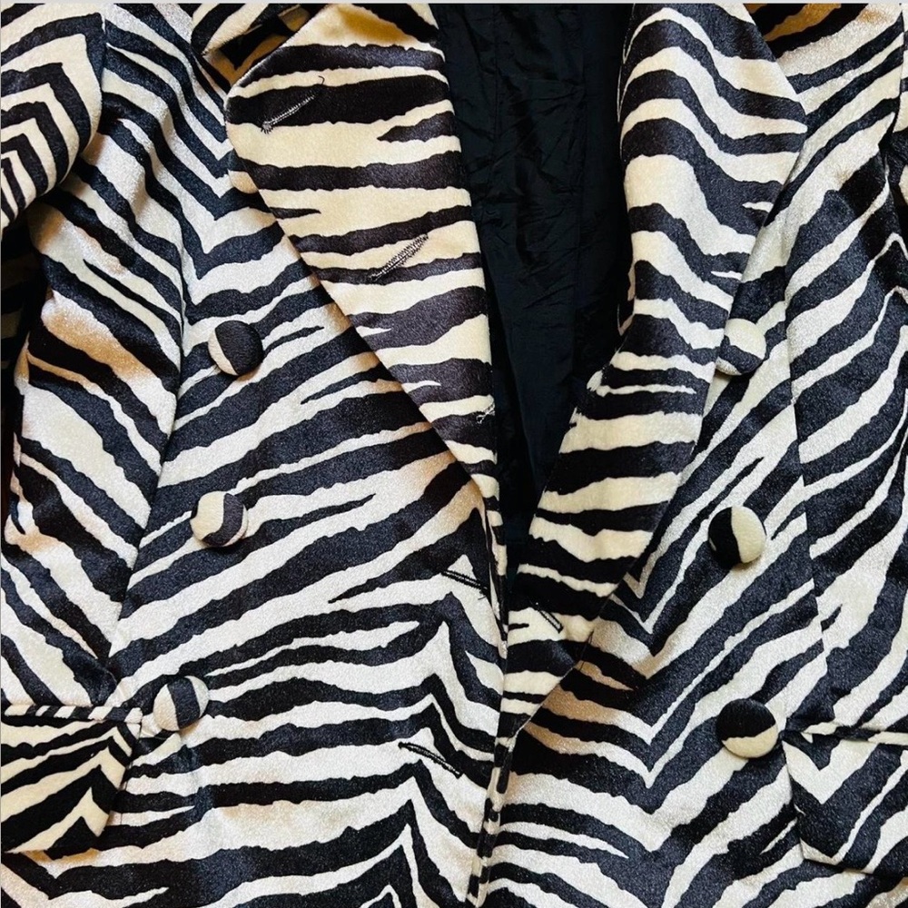Necessary Objects Vintage Zebra Print Blazer